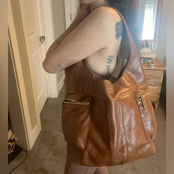 Tory Burch leather handbag - Picture 7 of 7